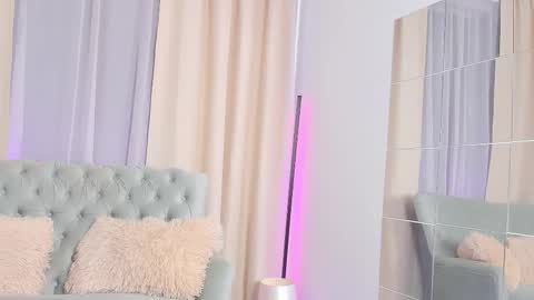 Maria online show from 10/09/25, 09:18