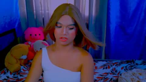 _xxlilly online show from 05/27/26, 04:09