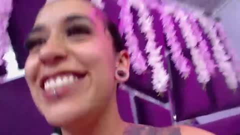 yeeeen online show from 02/20/25, 05:55