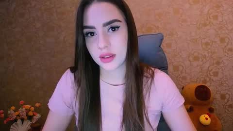 Snapshot of _your_fantasy_girl chatting on 09/21/25, 01:13 Alisa online show from 09/21/25, 01:13