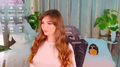 Snapshot of _your_heart_ chatting on 10/15/25, 04:12 Ani online show from 10/15/25, 04:12