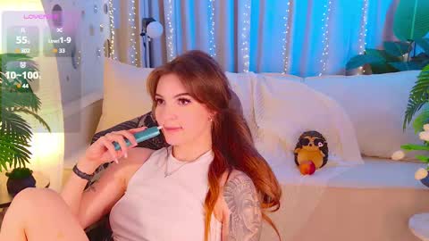 Snapshot of _your_heart_ chatting on 10/29/25, 03:14 Ani online show from 10/29/25, 03:14