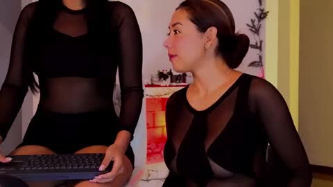 Macca and Ana online show from 12/23/24, 12:25