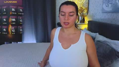 Jasmine online show from 02/06/25, 11:21