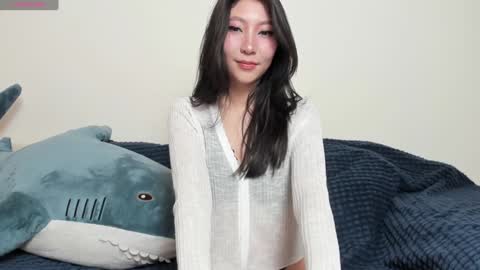 Mia online show from 12/14/24, 06:52
