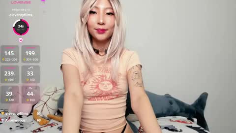 Mia online show from 05/27/26, 09:45