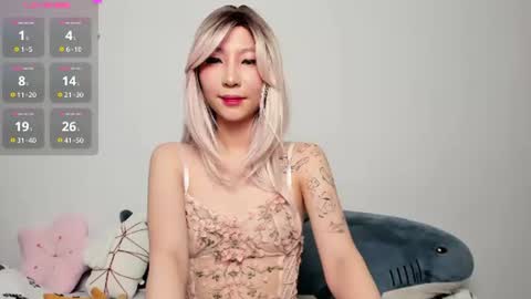 Mia online show from 06/28/26, 10:27
