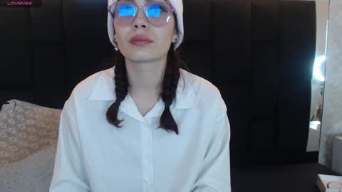Yuyi online show from 01/09/25, 11:14