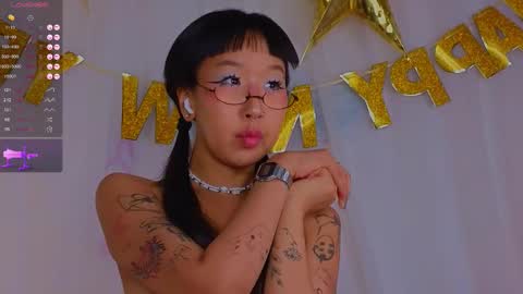 Snapshot of a1ly chatting on 12/03/25, 03:32 Ally online show from 12/03/25, 03:32