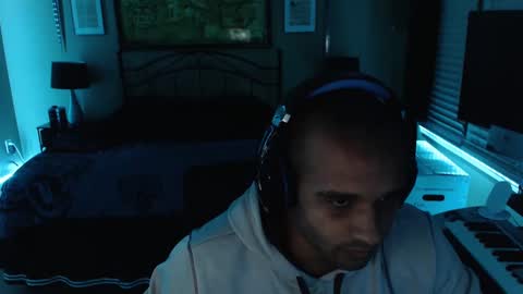 a4orce online show from 12/24/24, 02:21