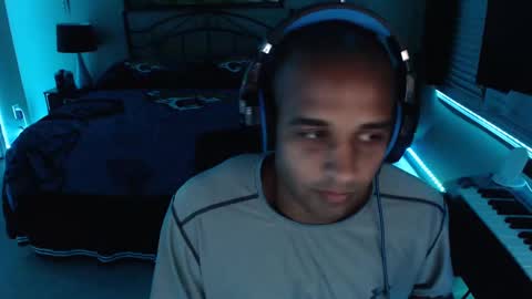 a4orce online show from 02/09/25, 02:06