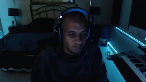 a4orce online show from 10/24/25, 02:08