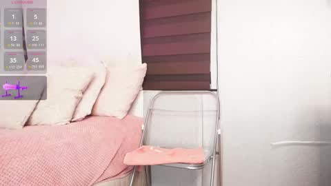 Alexandra  online show from 10/02/25, 09:05