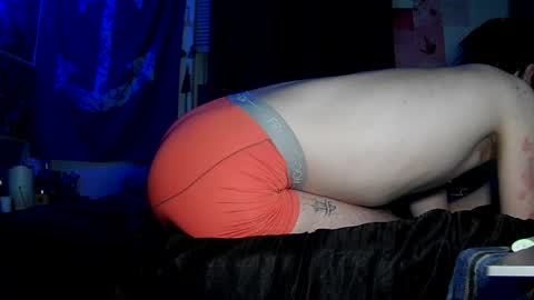 Snapshot of a_twinkie chatting on 12/02/25, 04:51 Chris online show from 12/02/25, 04:51