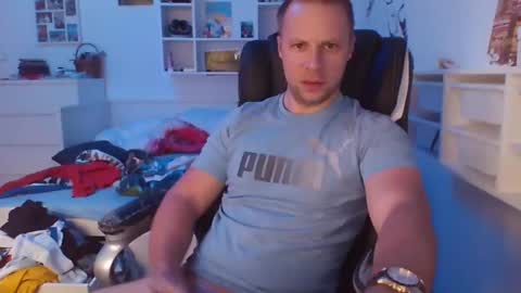 Long distance cumshot online show from 12/09/24, 09:28