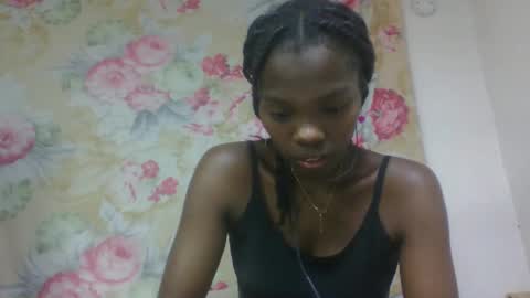 Snapshot of aadienne chatting on 03/31/26, 07:20 aadienne online show from 03/31/26, 07:20