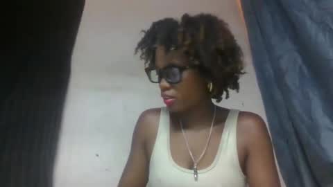 Snapshot of aadienne chatting on 04/13/26, 07:36 aadienne online show from 04/13/26, 07:36