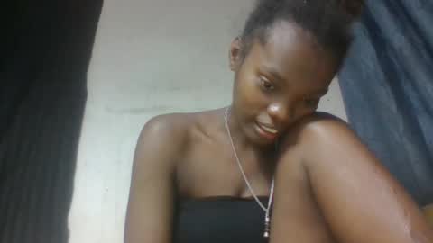 Snapshot of aadienne chatting on 04/17/26, 09:56 aadienne online show from 04/17/26, 09:56