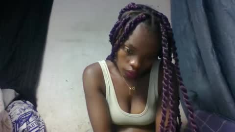 Snapshot of aadienne chatting on 04/21/26, 06:34 aadienne online show from 04/21/26, 06:34