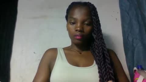 Snapshot of aadienne chatting on 04/24/26, 01:13 aadienne online show from 04/24/26, 01:13