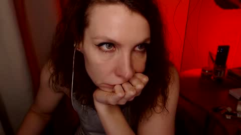 Snapshot of aamazingjoi chatting on 01/18/25, 08:40 Katie online show from 01/18/25, 08:40