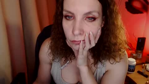 Snapshot of aamazingjoi chatting on 01/21/25, 03:54 Katie online show from 01/21/25, 03:54