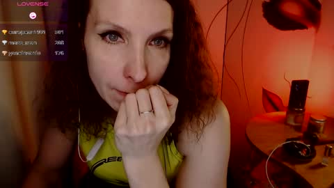 Snapshot of aamazingjoi chatting on 01/24/25, 08:54 Katie online show from 01/24/25, 08:54