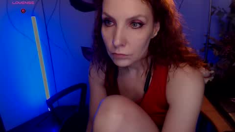 Snapshot of aamazingjoi chatting on 12/04/25, 05:39 Katie online show from 12/04/25, 05:39