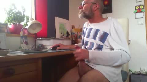 Snapshot of aamigo68 chatting on 04/16/26, 08:15 Amigo68 online show from 04/16/26, 08:15