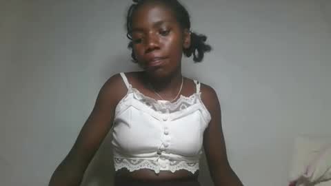 aangevelo online show from 11/13/25, 10:03