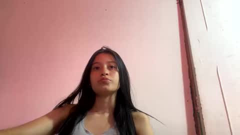 Snapshot of aantonella__ chatting on 09/16/25, 01:56 antonella online show from 09/16/25, 01:56