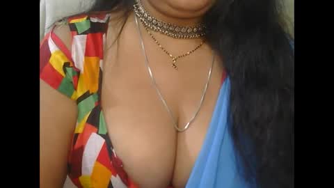 Snapshot of aaradhya_sexy_88 chatting on 01/19/26, 11:14 aaradhya_sexy_88 online show from 01/19/26, 11:14
