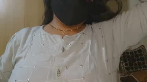 Snapshot of aaradhya_sexy_88 chatting on 03/12/26, 12:00 aaradhya_sexy_88 online show from 03/12/26, 12:00