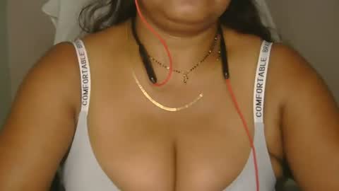 Snapshot of aaradhya_sexy_88 chatting on 06/26/26, 01:15 aaradhya_sexy_88 online show from 06/26/26, 01:15
