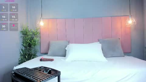 A R I A L  online show from 10/30/25, 10:32