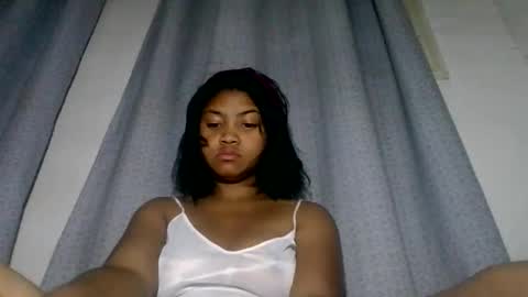 aariciah online show from 11/19/25, 11:16