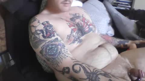 Snapshot of aarmun37 chatting on 02/15/25, 04:12 aarmun37 online show from 02/15/25, 04:12