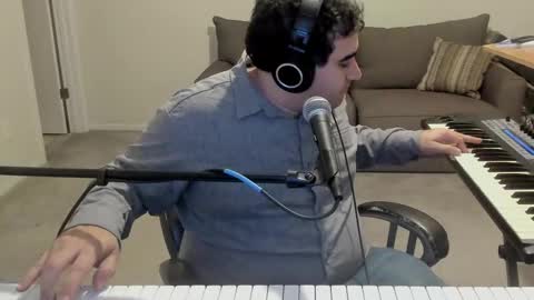 Snapshot of aaroleplayer chatting on 10/26/25, 12:38 Aaron online show from 10/26/25, 12:38