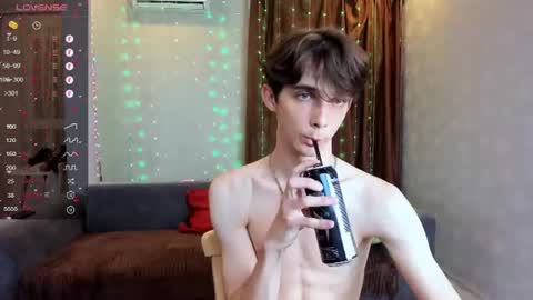 Aaron Bang online show from 06/18/26, 06:12