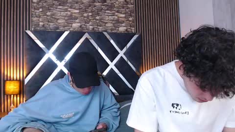 Snapshot of aaron_blink1 chatting on 10/09/25, 02:59 Aaron online show from 10/09/25, 02:59