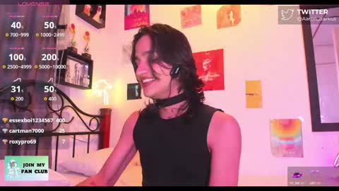 Snapshot of aaron_darkus chatting on 10/12/25, 12:20 Aaron  online show from 10/12/25, 12:20
