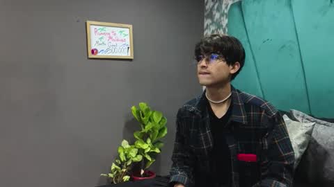 Aaron Ezequiel online show from 06/06/26, 11:59
