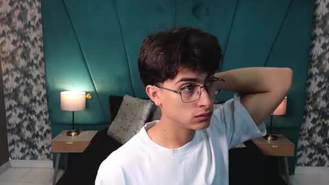 Aaron Ezequiel online show from 06/07/26, 12:20