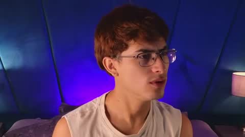Aaron Ezequiel online show from 07/18/26, 12:09