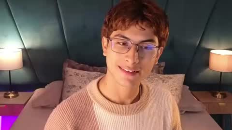 Aaron Ezequiel online show from 07/24/26, 12:25