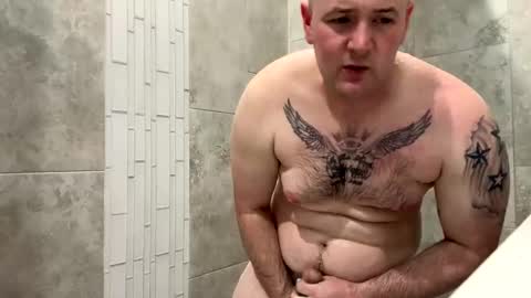 aaron_j2012 online show from 02/13/25, 01:50