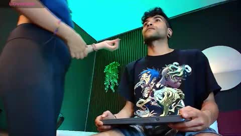 Aaron and Jassell online show from 10/21/25, 01:17