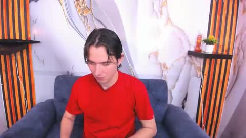 Snapshot of aaron_latinmen2 chatting on 12/01/25, 08:03 Aaron online show from 12/01/25, 08:03