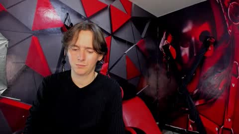 Snapshot of aaron_latinmen2 chatting on 12/15/25, 12:26 Aaron online show from 12/15/25, 12:26