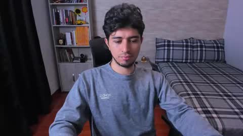 Aaron online show from 11/16/25, 05:18